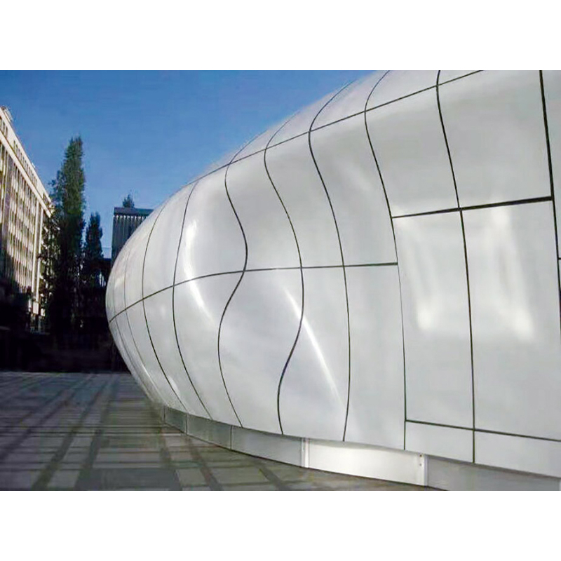 How does the unique shape of hyperbolic aluminum veneer enhance the expressiveness of the building's appearance?