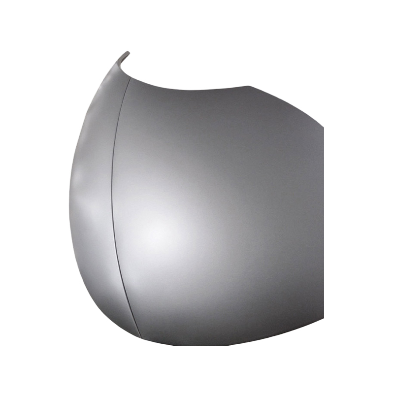 How can the flatness of the panels be ensured when the hyperbolic aluminum veneer has a complex shape?